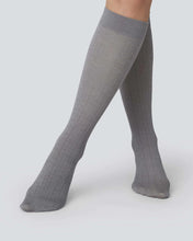Charger l&#39;image dans la galerie, Swedish Stockings - Freja Wool - Socken - grau
